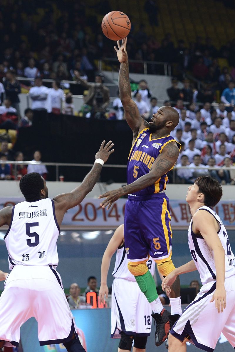 关于关键时刻CBA季后赛焦点战,密尔沃基雄鹿造点机会,管理层满意,年轻球员得到机会的信息 关于关键时刻CBA季后赛焦点战,密尔沃基雄鹿造点机会,管理层满意,年轻球员得到机会的信息